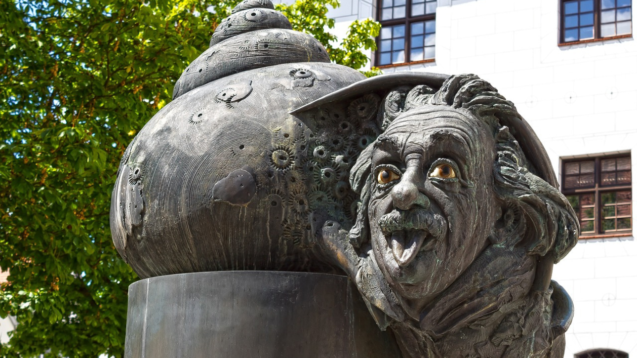 Einstein Viaggio nell'Umanesimo